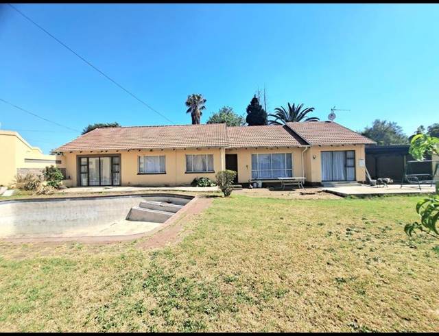 4 BEDROOM HOUSE FOR SALE IN BRACKENDOWNS